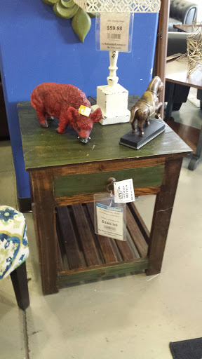 Furniture Store «Goodwill Redesign San Tan Store & Donation Center», reviews and photos, 2756 S Market St, Gilbert, AZ 85295, USA