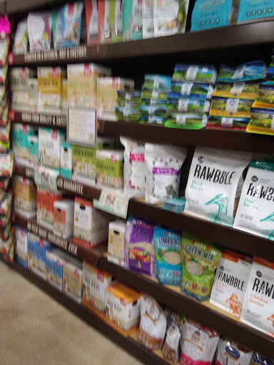 Pet Supply Store «Premier Pet Supply», reviews and photos, 15399 Merriman Rd, Livonia, MI 48154, USA