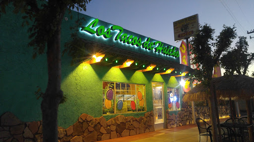 Los Tacos De Huicho
