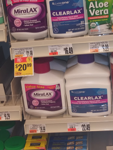 Grocery Store «Giant Food Stores», reviews and photos, 202 Chestnut St, Coplay, PA 18037, USA