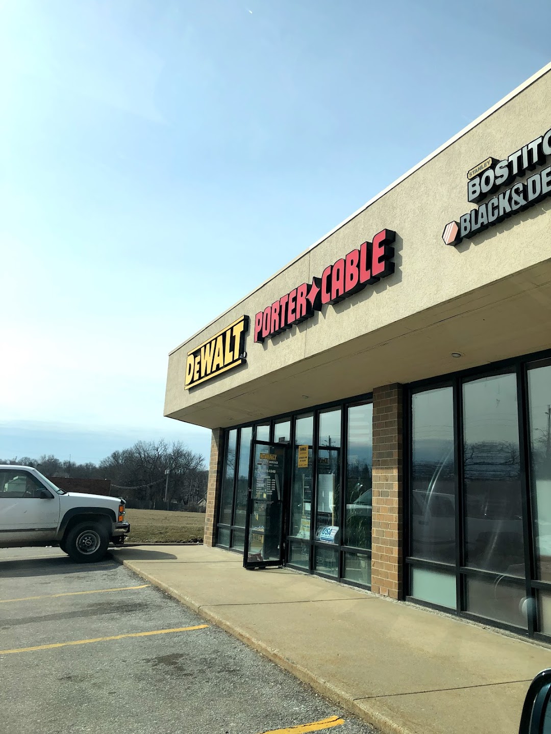 DEWALT Service Center