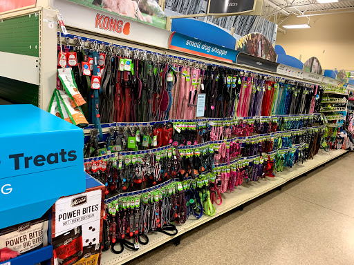 Pet Supply Store «PetSmart», reviews and photos, 3096 N Eastman Rd, Longview, TX 75605, USA