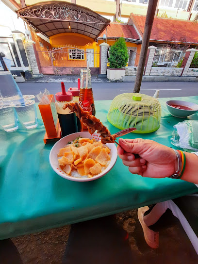 Bubur Ayam & Misoa Ayam RIZKI, Cabang Bubur Ayam R - Jl. Erlangga Barat 7, Pleburan, Kec. Semarang Sel., Kota Semarang, Jawa Tengah 50241, Indonesia