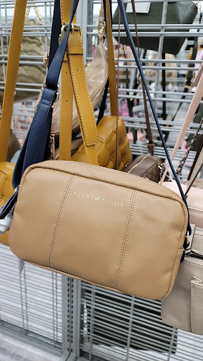 Clothing Store «Burlington Coat Factory», reviews and photos, 4849 Golf Rd, Skokie, IL 60077, USA