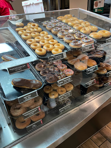 Bakery «Krispy Kreme Doughnuts», reviews and photos, 417 W University Pkwy, Orem, UT 84057, USA