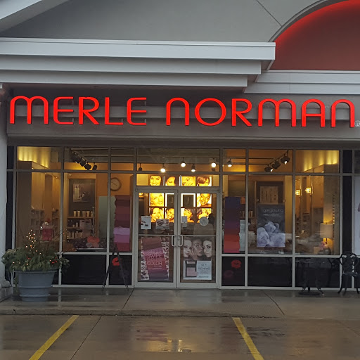 Cosmetics Store «Merle Norman Cosmetic Studio - Champaign», reviews and photos, 1123 Windsor Rd, Champaign, IL 61821, USA