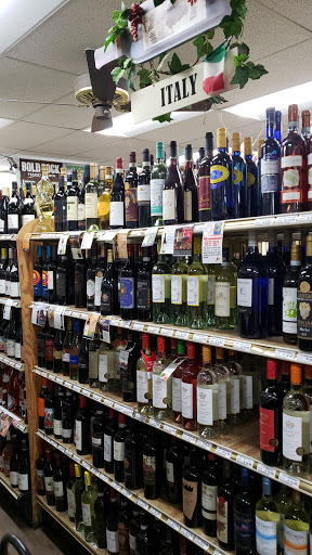 Liquor Store «Village Pump Liquors», reviews and photos, 4901 Greenbelt Rd, College Park, MD 20740, USA
