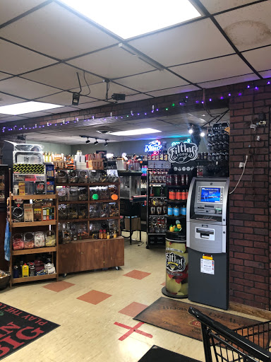 Liquor Store «J & J Liquor Inc», reviews and photos, 13195 Bank St, Dillsboro, IN 47018, USA
