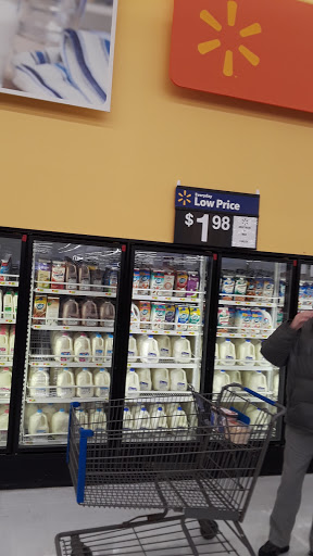 Department Store «Walmart Supercenter», reviews and photos, 1300 Desplaines Ave, Forest Park, IL 60130, USA