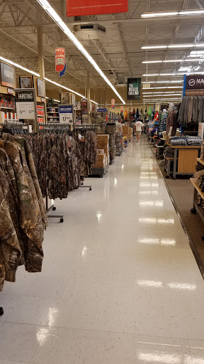 Sporting Goods Store «Academy Sports + Outdoors», reviews and photos, 7205 Pinnacle Pkwy, Covington, LA 70433, USA