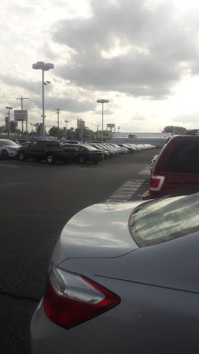 Used Car Dealer «Peruzzi Nissan», reviews and photos, 165 Lincoln Hwy, Fairless Hills, PA 19030, USA