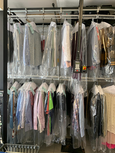 Laundromat «Laundry City», reviews and photos, 1003 48th Ave, Long Island City, NY 11101, USA