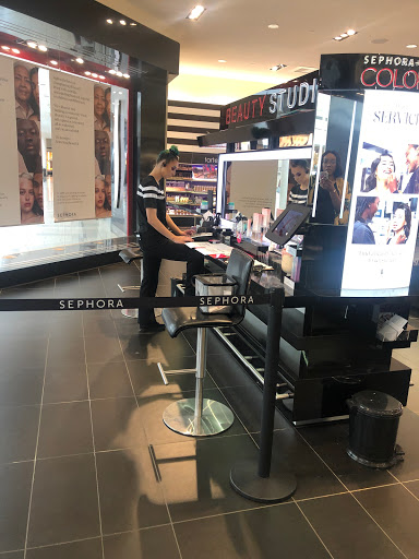 Cosmetics Store «SEPHORA», reviews and photos, 250 Granite St #1230, Braintree, MA 02184, USA