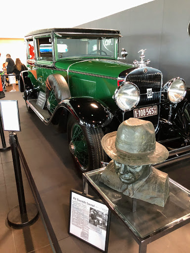 Car Dealer «Celebrity Cars Las Vegas», reviews and photos, 7770 Dean Martin Dr #301, Las Vegas, NV 89139, USA