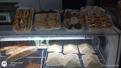 AF1QipMk7cujM3BHic2Iw94ykj3pCmSNsuNT8wwroLb9