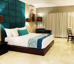 White Rose Kuta Resort, Villas & Spa photo