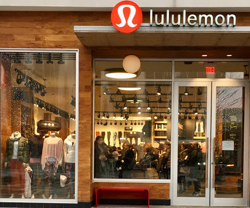Sportswear Store «lululemon», reviews and photos, 622 Oakbrook Center, Oak Brook, IL 60523, USA