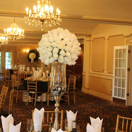 Florist «Flowers by Whisconier», reviews and photos, 4 Sand Cut Rd #5, Brookfield, CT 06804, USA