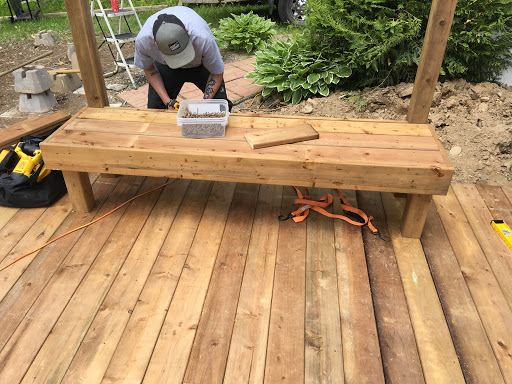 Deck Builder WWW.RELIABLECONTRACTOR.CA in Fredericton (NB) | LiveWay