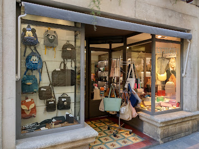 Lymony New Bag à Arles