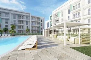 Sur Club Apartments image