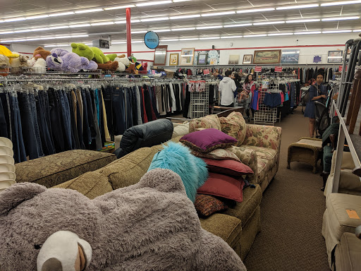 Thrift Store «The Salvation Army Family Store & Donation Center», reviews and photos, 3740 Nicollet Ave, Minneapolis, MN 55409, USA