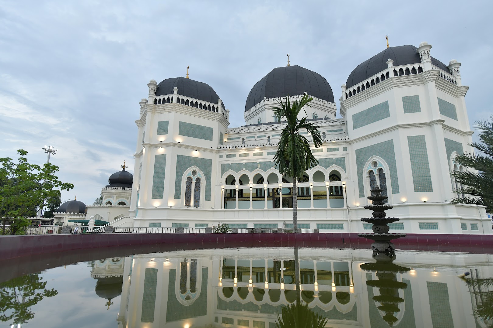 Gambar Masjid Raya Al-mashun Medan