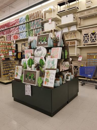 Craft Store «Hobby Lobby», reviews and photos, 1751 Scottsville Rd #10, Bowling Green, KY 42104, USA
