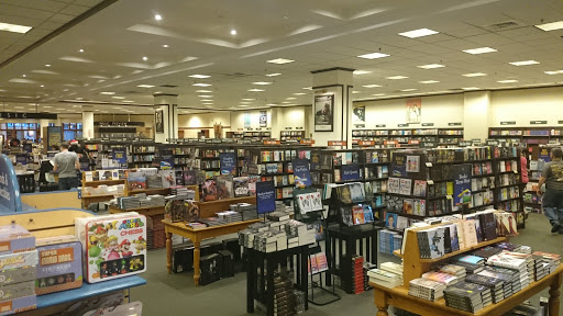 Book Store «Barnes & Noble», reviews and photos, 7325 N la Cholla Blvd, Tucson, AZ 85741, USA