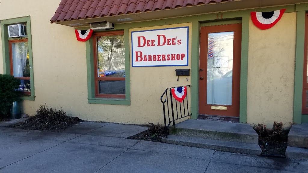 Dee Dee's Barbershop 68847