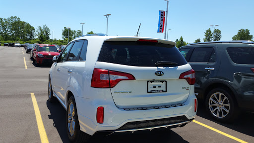 Auto Repair Shop «Summit Place Kia East», reviews and photos, 44900 N Gratiot Ave, Charter Twp of Clinton, MI 48036, USA