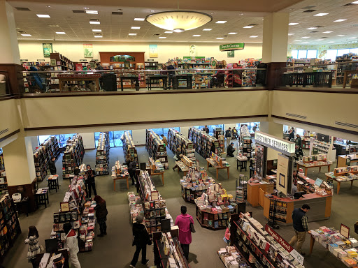 Barnes & Noble