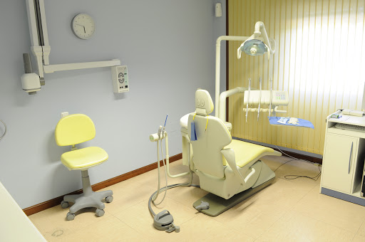 CLINICA DENTAL MERLODENT en Laguna de Duero, Valladolid