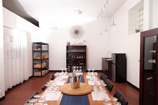 Wine Store «SquareWine & Spirits», reviews and photos, 24-20 Jackson Ave, Long Island City, NY 11101, USA