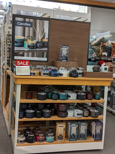 Shopping Mall «North Andover Mall», reviews and photos, 350 Winthrop Ave, North Andover, MA 01845, USA