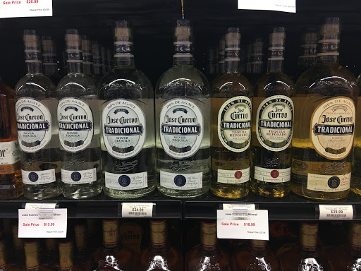 Liquor Store «Lees Discount Liquor», reviews and photos, 1450 W Horizon Ridge Pkwy #415, Henderson, NV 89012, USA