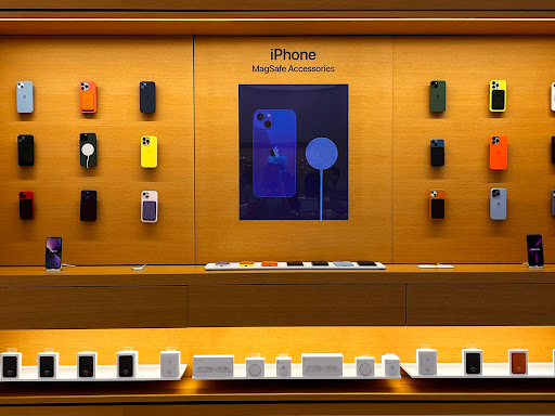 Computer Store «Apple Smith Haven», reviews and photos, 518 Smith Haven Mall, Lake Grove, NY 11755, USA