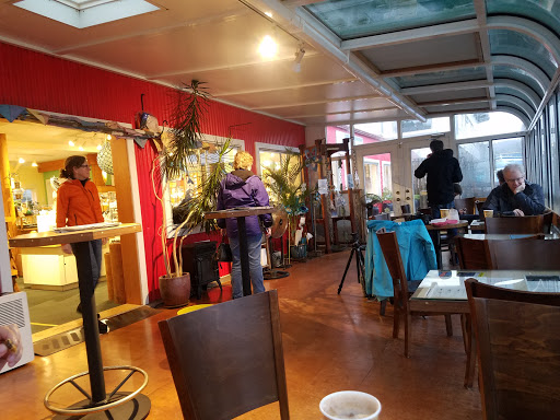 Coffee Shop «Bayscapes Gallery & Coffee house», reviews and photos, 333 SW Bay Blvd, Newport, OR 97365, USA