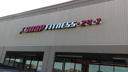 Gym «Snap Fitness», reviews and photos, 303 A South Brazosport Blvd, Freeport, TX 77541, USA