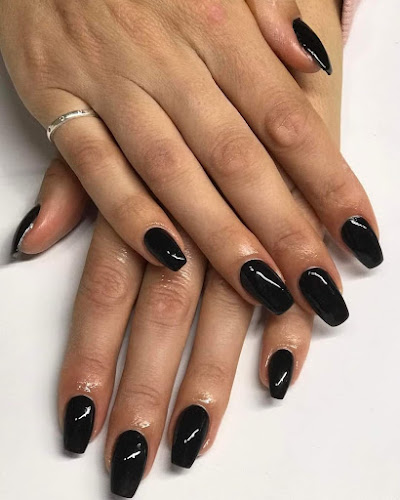 Mónica Vitália - estética & cabeleireiro - Santa Maria da Feira