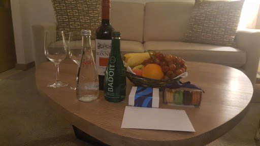 Hotel «Conrad New York», reviews and photos