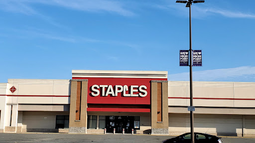 Office Supply Store «Staples», reviews and photos, 265 Eastchester Dr #109, High Point, NC 27262, USA