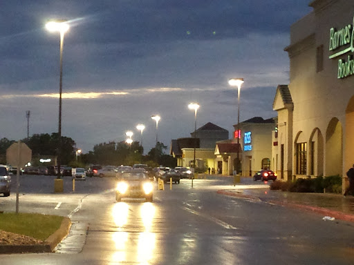 Shopping Mall «Southroads Shopping Center», reviews and photos, 5211 E 41st St, Tulsa, OK 74135, USA