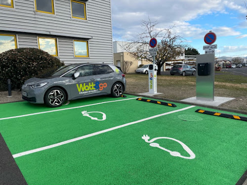 Station de recharge pour véhicules électriques à Villeneuve-Sous-Pymont