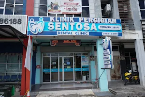 Klinik Pergigian Sentosa Padang Serai image