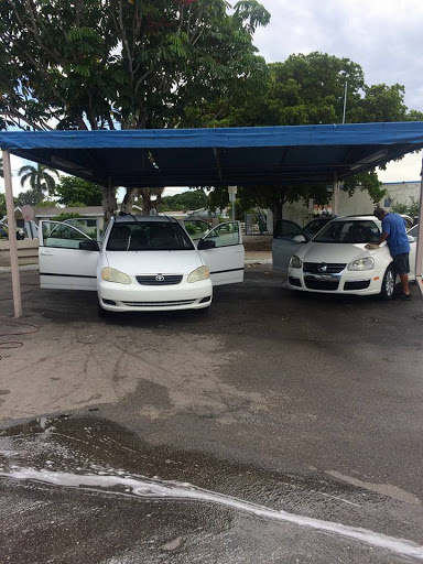 Sparkling Car Wash en Pembroke Pines
