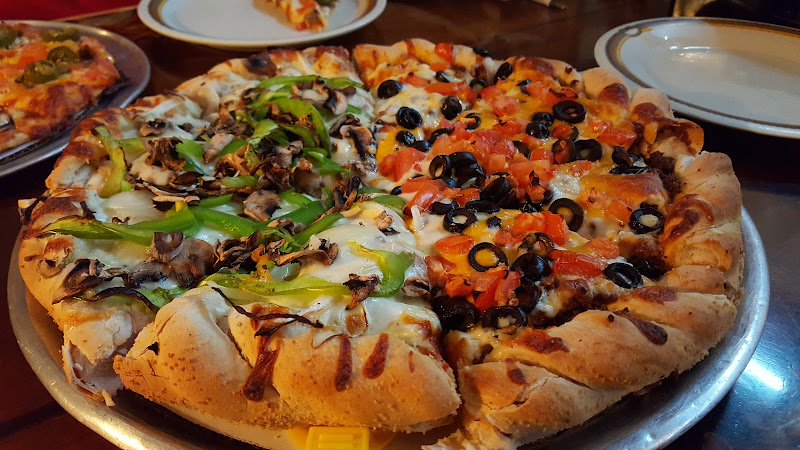 #11 best pizza place in Elgin - Village Pizza and Pub Elgin
