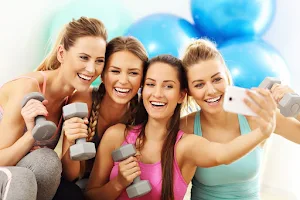 EasyFit - fitness sievietēm image