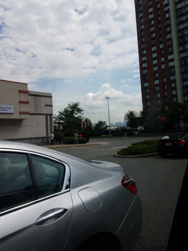 Office Supply Store «Staples», reviews and photos, 613 Washington Blvd, Jersey City, NJ 07310, USA