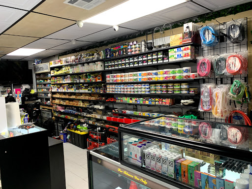 Tobacco Shop «Smokin Spades Premier Smoke and Vapor Shop», reviews and photos, 11180 W Flagler St #7, Miami, FL 33174, USA